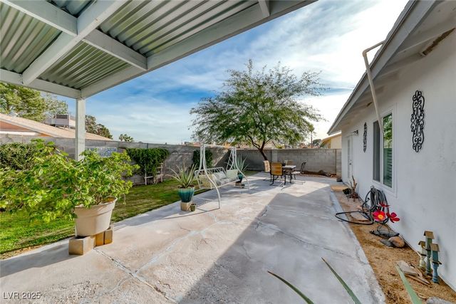 5270 Burnham Avenue, Las Vegas, NV 89119