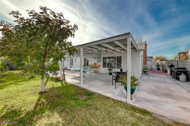 5270 Burnham Avenue, Las Vegas, NV 89119