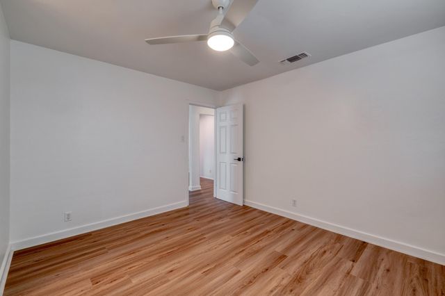 10214 Oak Hollow DR, Austin, TX 78758