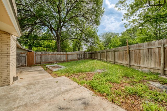 10214 Oak Hollow DR, Austin, TX 78758