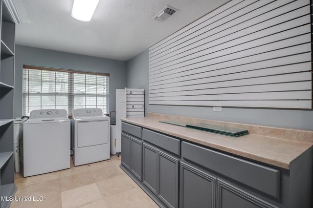 5506 Kendall Avenue, Gulfport, MS 39507