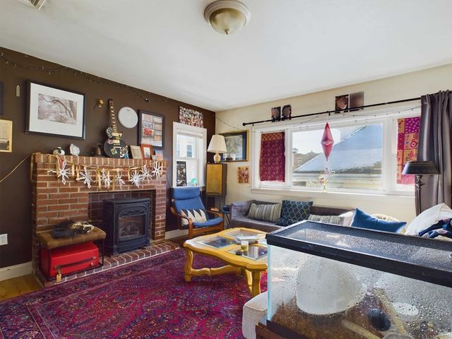 24 Chester St, Boston, MA 02134