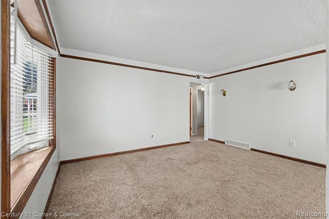 19145 Wall Street, Melvindale, MI 48122