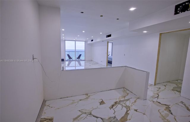 400 N Surf Rd 1002, Hollywood, FL 33019