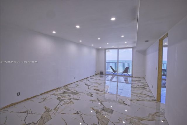 400 N Surf Rd 1002, Hollywood, FL 33019