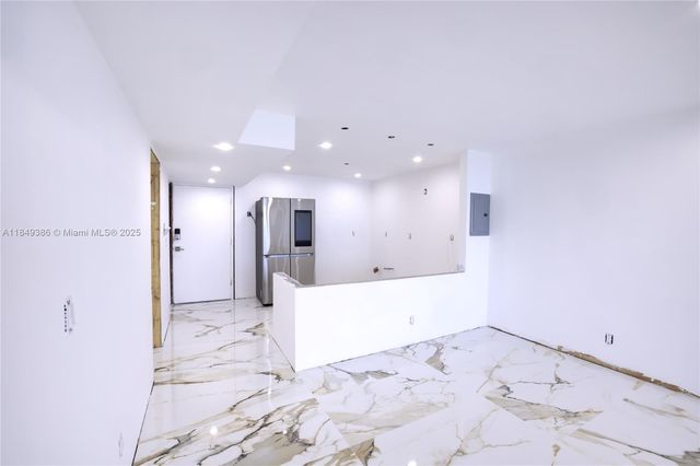 400 N Surf Rd 1002, Hollywood, FL 33019