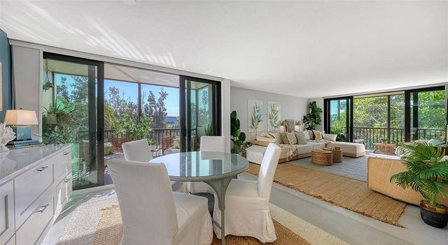 4900 OCEAN BOULEVARD 304, Sarasota, FL 34242