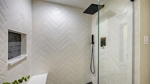 4900 OCEAN BOULEVARD 304, Sarasota, FL 34242