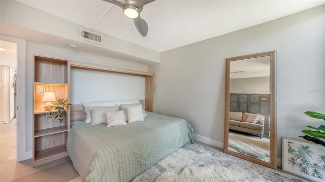 4900 OCEAN BOULEVARD 304, Sarasota, FL 34242