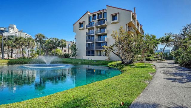 4900 OCEAN BOULEVARD 304, Sarasota, FL 34242