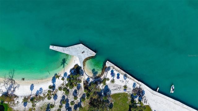 4900 OCEAN BOULEVARD 304, Sarasota, FL 34242