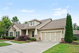 105 Sheridan Drive, Woodstock, GA 30189