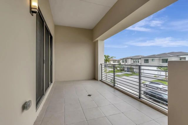 8612 SWINLEY FOREST Way, Boca Raton, FL 33434