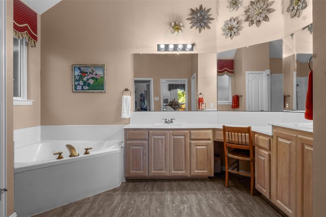 332 Kahala Drive, Dallas, TX 75218