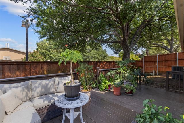332 Kahala Drive, Dallas, TX 75218