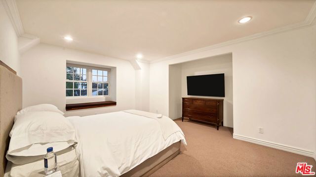 6138 Maryland Drive, Los Angeles, CA 90048