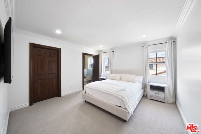 6138 Maryland Drive, Los Angeles, CA 90048