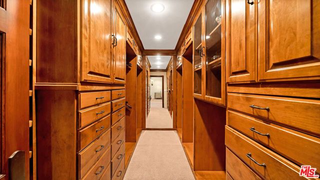 6138 Maryland Drive, Los Angeles, CA 90048