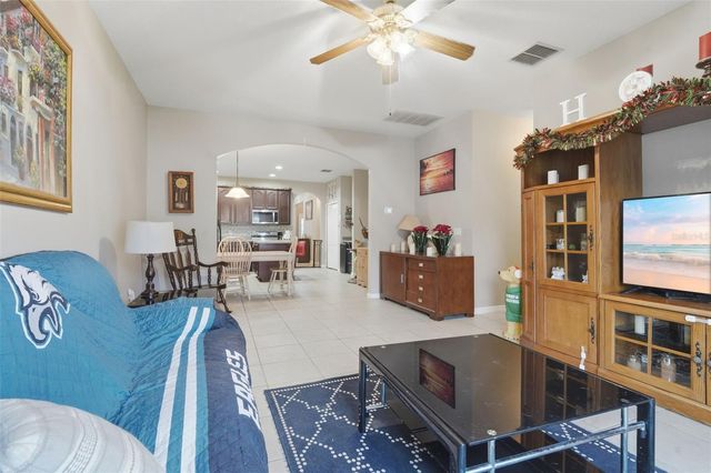 1676 CANOE CREEK FALLS DRIVE, Orlando, FL 32824
