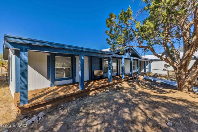 1915 S Cody Loop Road, Oracle, AZ 85623