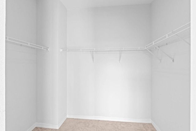 1002 Pipers Cay Drive, West Palm Beach, FL 33415