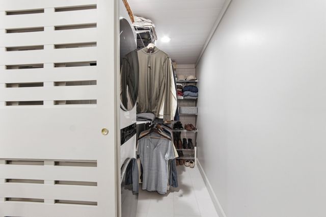 215 E Live Oak Avenue A, Defuniak Springs, FL 32435