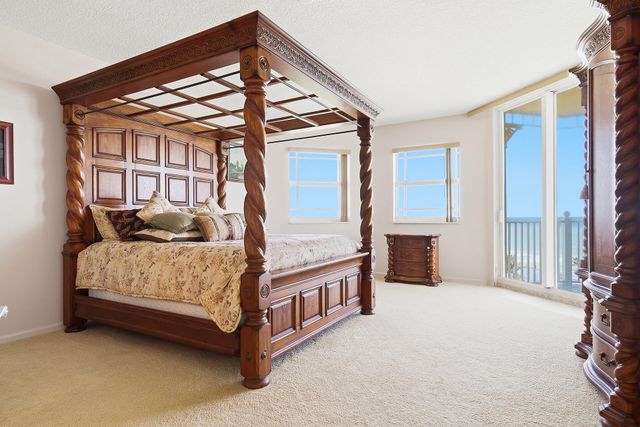 131 Ocean Grande Boulevard 703, Jupiter, FL 33477