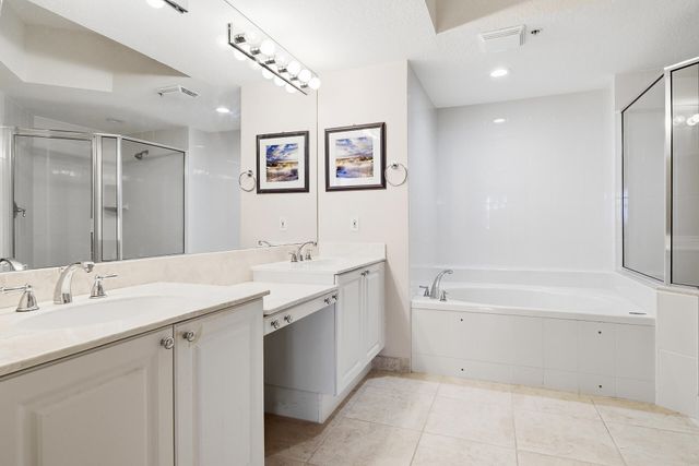 131 Ocean Grande Boulevard 703, Jupiter, FL 33477