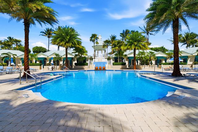 131 Ocean Grande Boulevard 703, Jupiter, FL 33477
