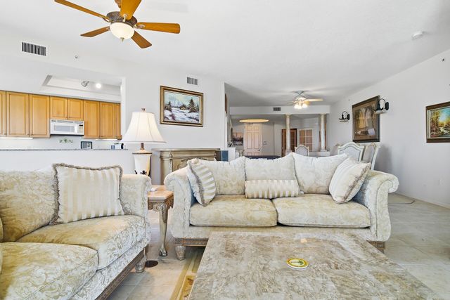 131 Ocean Grande Boulevard 703, Jupiter, FL 33477