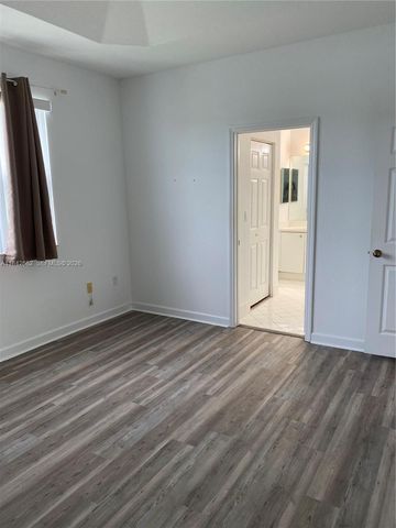 991 NE 42nd Avenue 0, Homestead, FL 33033