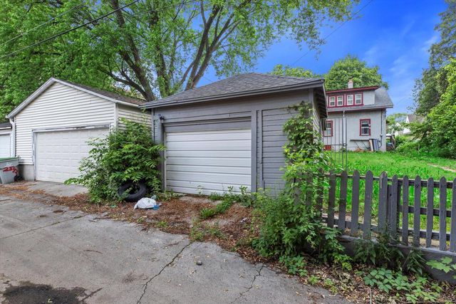 2546 N 53rd STREET, Milwaukee, WI 53210