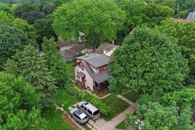 2546 N 53rd STREET, Milwaukee, WI 53210