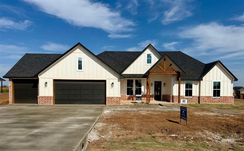 5488 NE Minnow Ln, Elgin, OK 73538