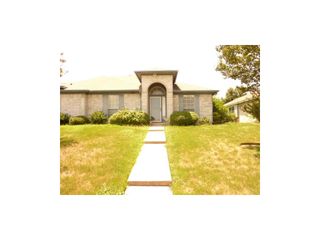 1123 Wentwood Drive, Desoto, TX 75115