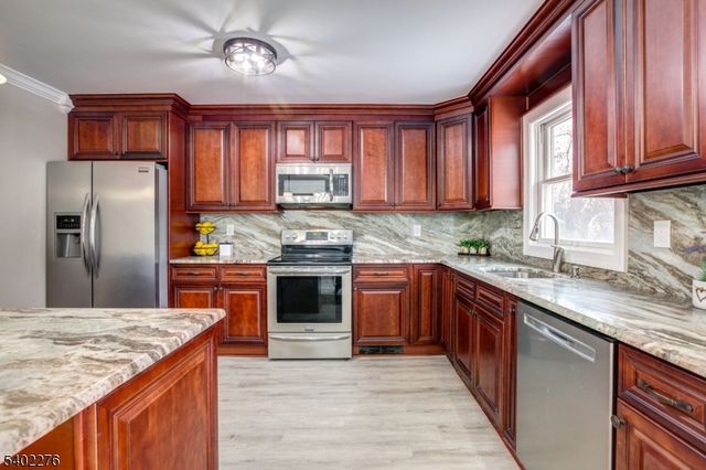 119 East Rd, Middletown Twp., NJ 07718