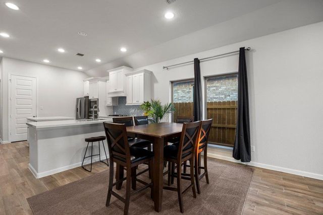 1113 Mulberry Oak LN, Georgetown, TX 78628