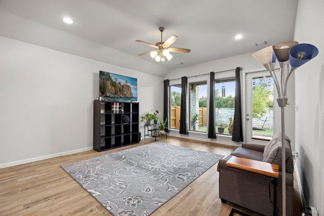 1113 Mulberry Oak LN, Georgetown, TX 78628