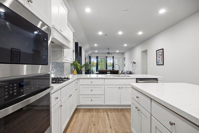 1113 Mulberry Oak LN, Georgetown, TX 78628