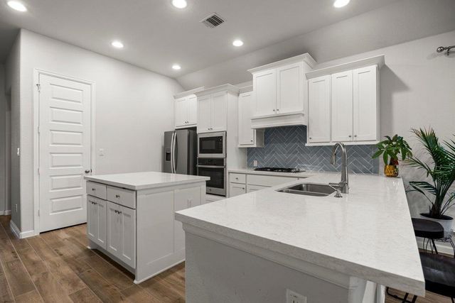 1113 Mulberry Oak LN, Georgetown, TX 78628