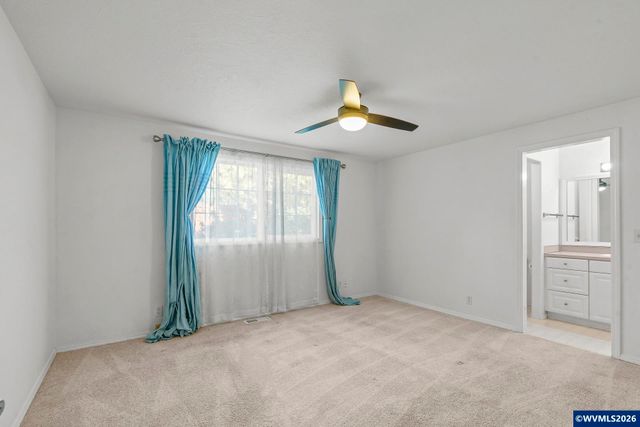 4653 Sunflower Wy NE, Salem, OR 97305