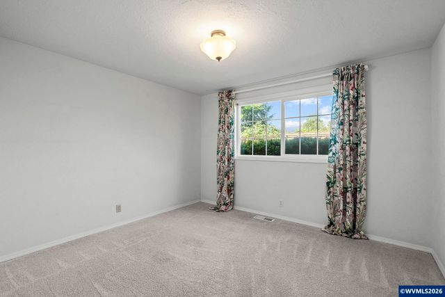 4653 Sunflower Wy NE, Salem, OR 97305