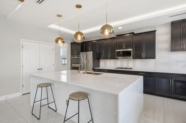 612 BLACKSTONE STREET, Minneola, FL 34715