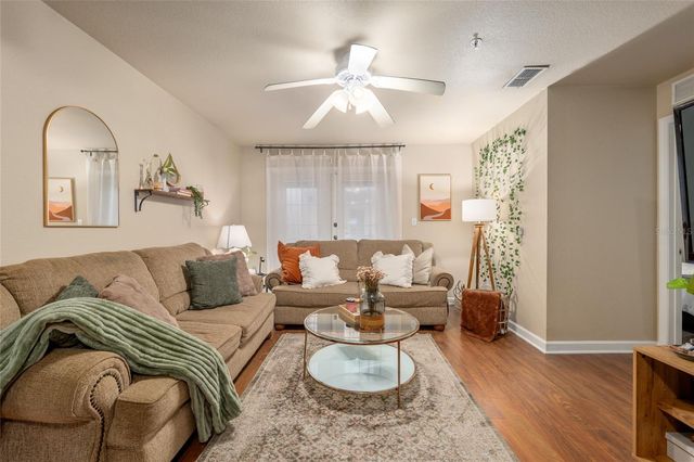 835 SW 9TH STREET 103, Gainesville, FL 32601