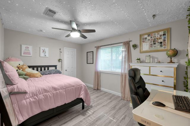 17323 Lowick Street, Spring, TX 77379