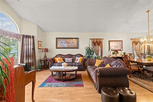 3461 Mountainside, Corona, CA 92882