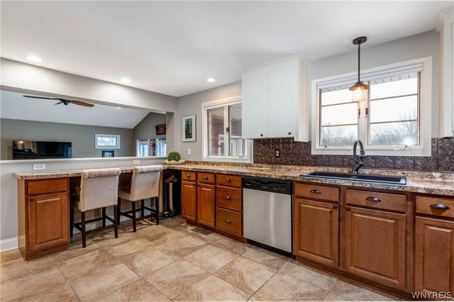 6606 Gartman Road, Orchard Park, NY 14127