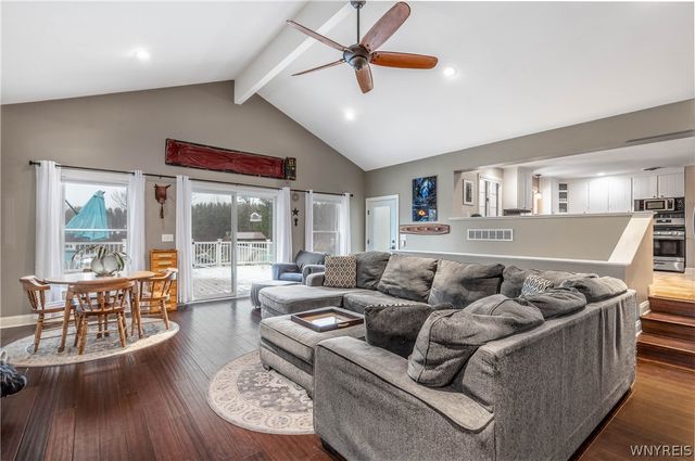 6606 Gartman Road, Orchard Park, NY 14127