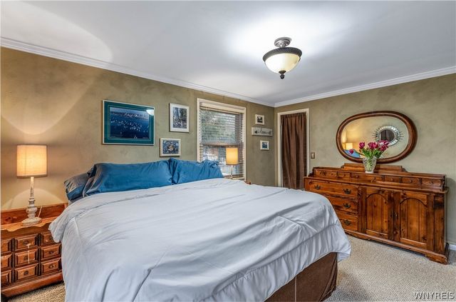 6606 Gartman Road, Orchard Park, NY 14127