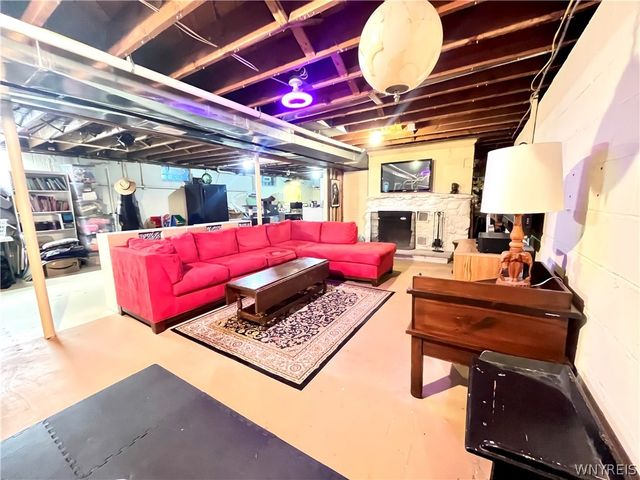 6606 Gartman Road, Orchard Park, NY 14127